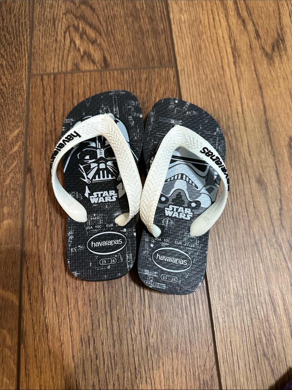 Havaianas Kids Black Flip Flops with White Straps and Star Wars Print